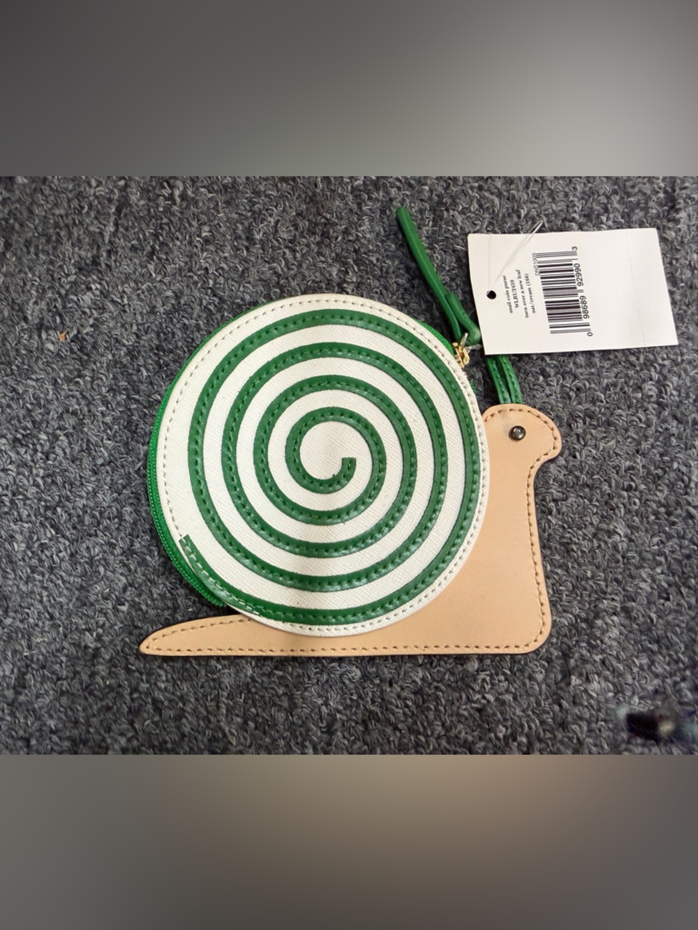 kate spade Green and White Spiral Snail Coin Pouch with Tan Accent